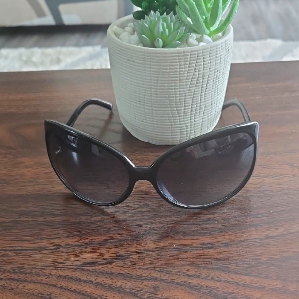 Dolce & Gabbana Black Oversized Sunglasses